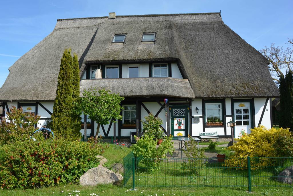 Reethaeuser Auf Ruegen 3*