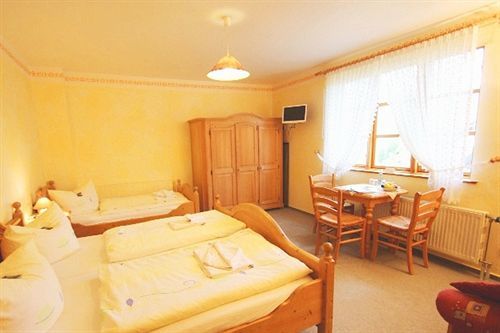Reethaeuser Auf Ruegen Middelhagen